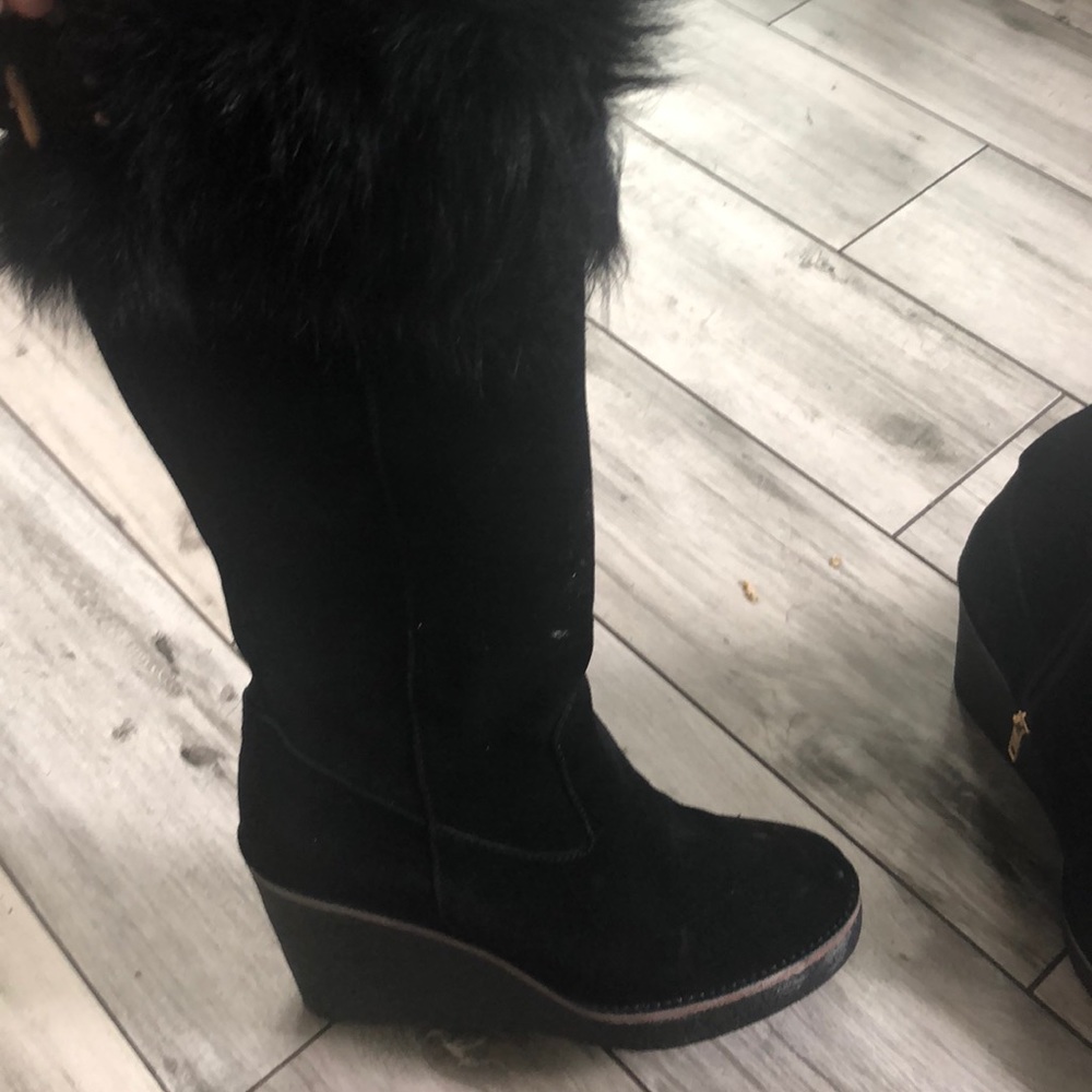 UGGs size9 - Picture 3 of 6
